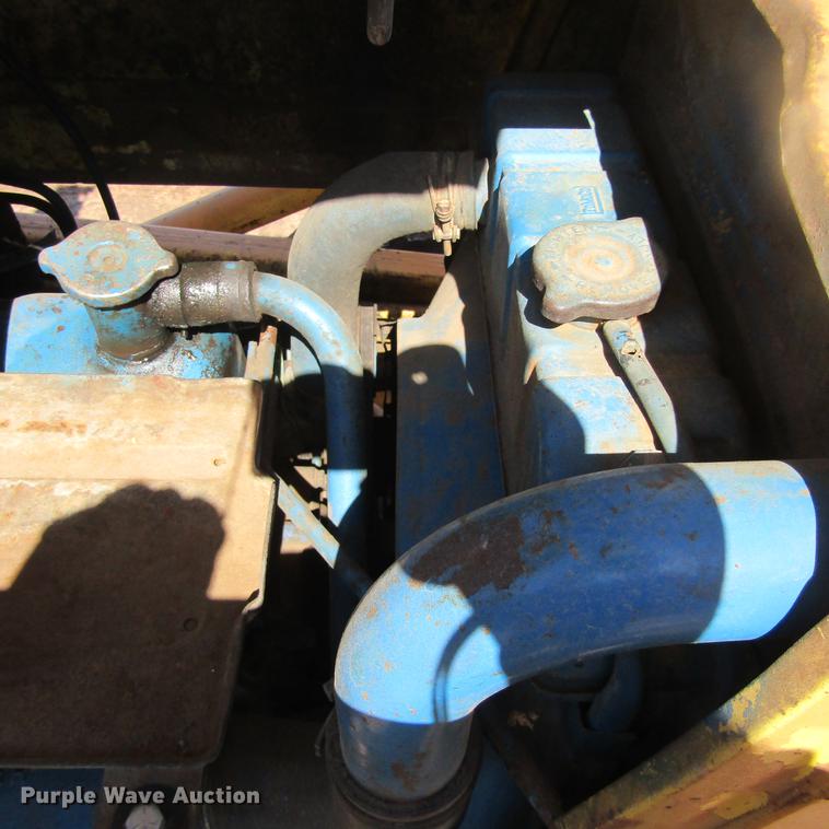 image for item DC0023 1972 Ford 3000 tractor