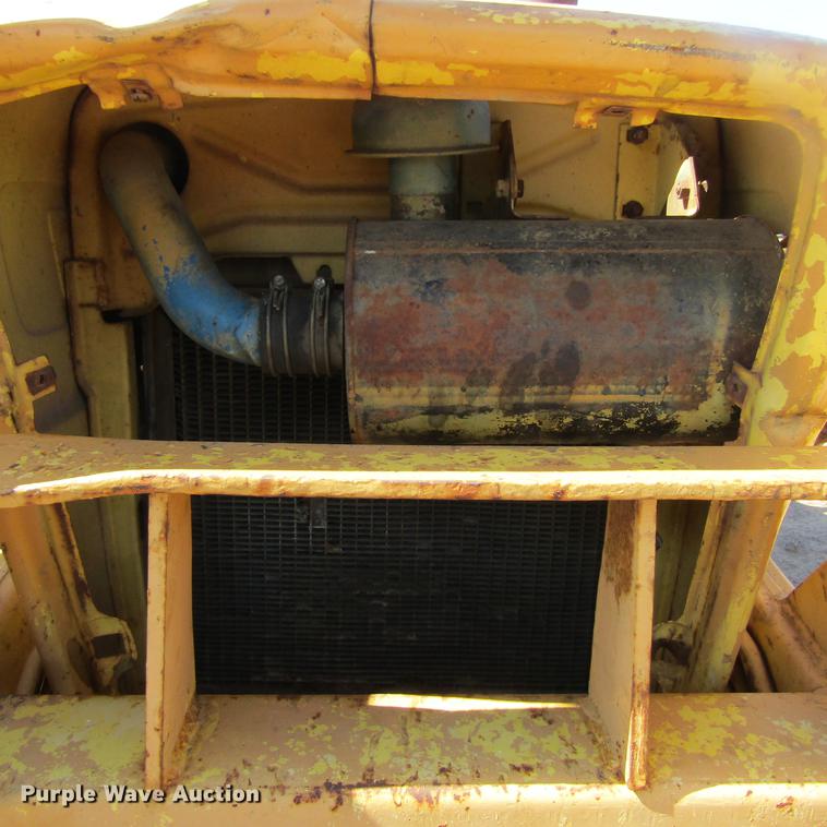 image for item DC0023 1972 Ford 3000 tractor