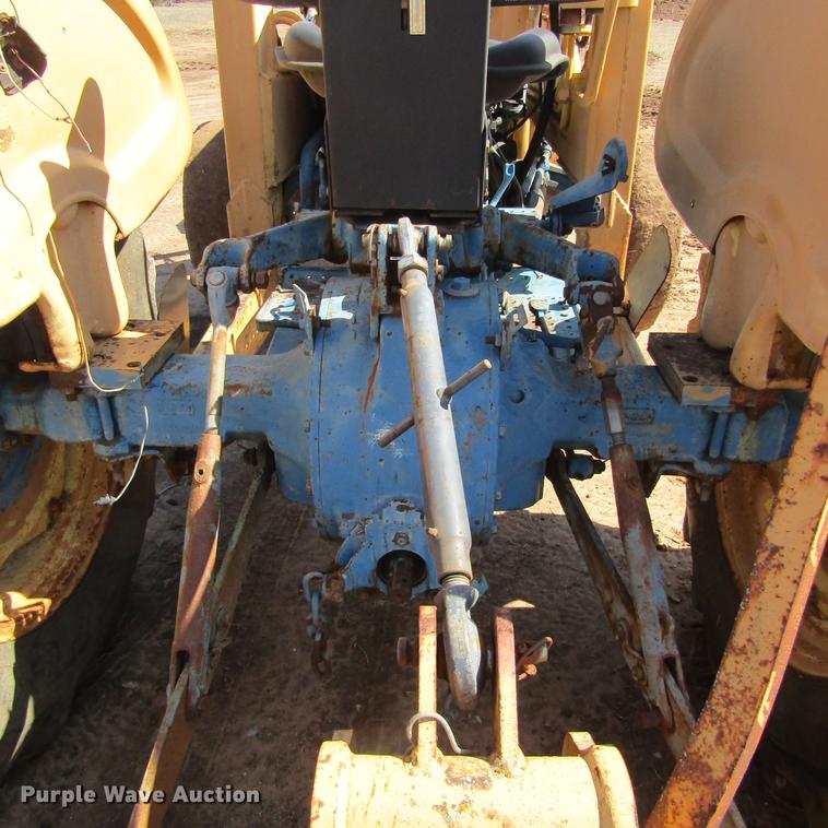 image for item DC0023 1972 Ford 3000 tractor