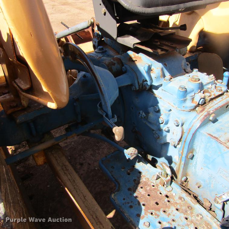 image for item DC0023 1972 Ford 3000 tractor