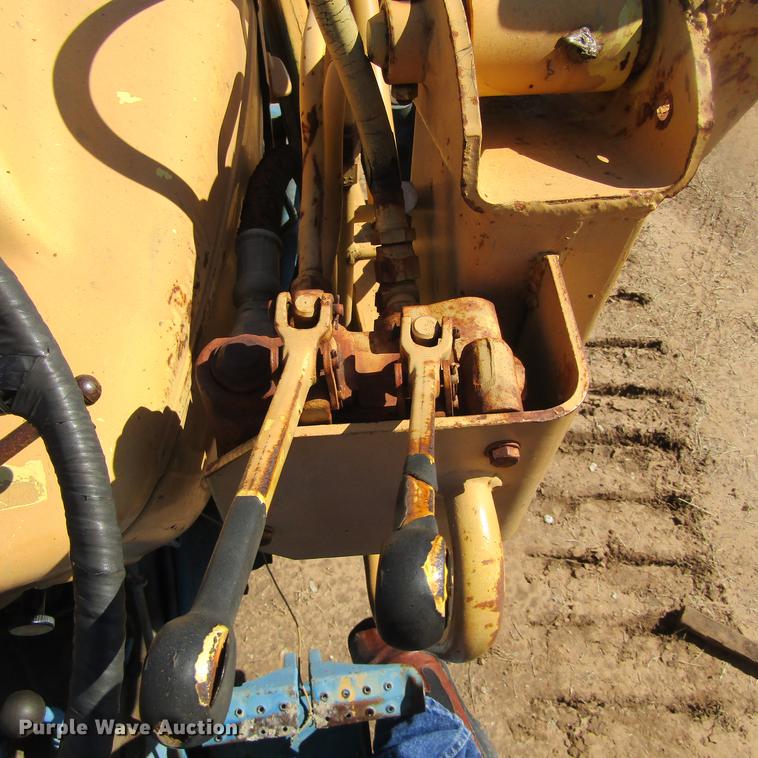 image for item DC0023 1972 Ford 3000 tractor