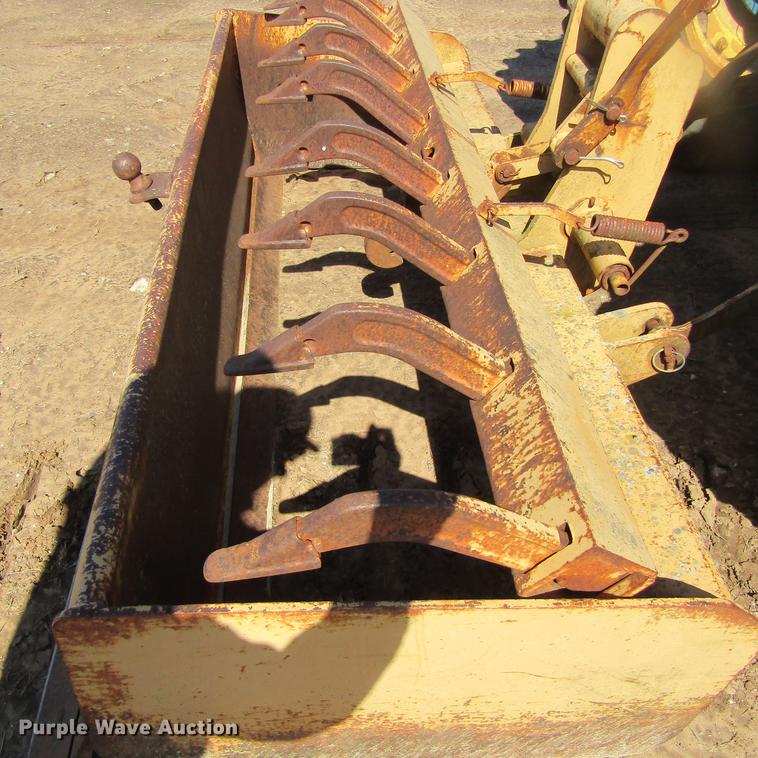 image for item DC0023 1972 Ford 3000 tractor