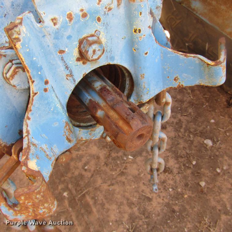 image for item DC0023 1972 Ford 3000 tractor