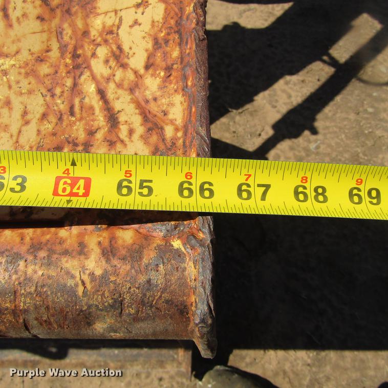 image for item DC0023 1972 Ford 3000 tractor