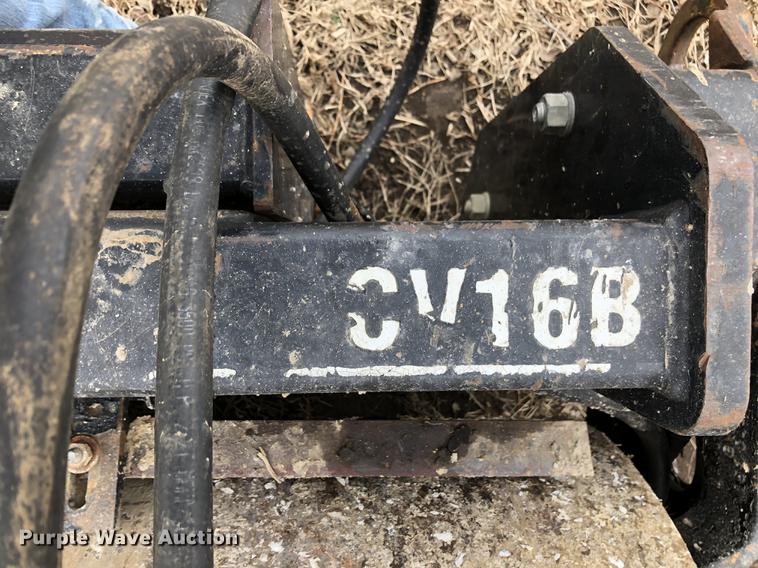 image for item DC0293 Caterpillar CV16B skid steer roller