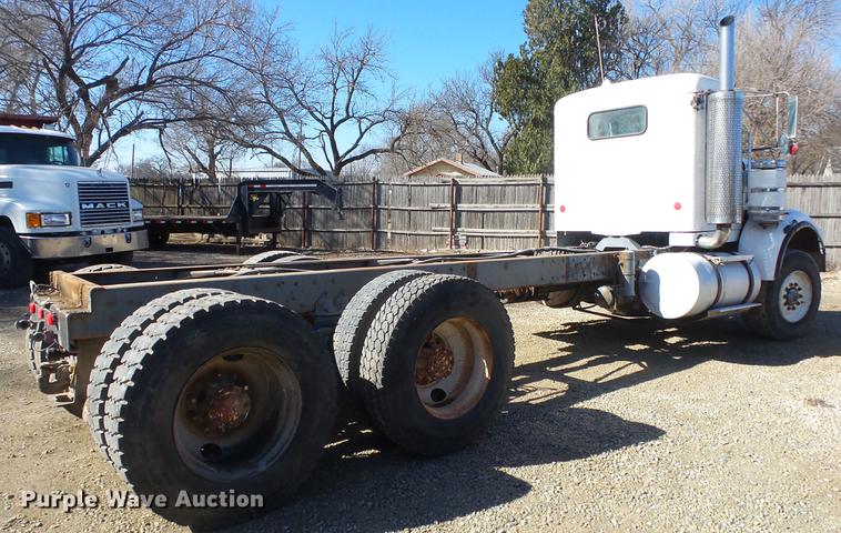 image for item DC0654 1973 Kenworth C523 truck chassis