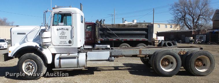 image for item DC0654 1973 Kenworth C523 truck chassis