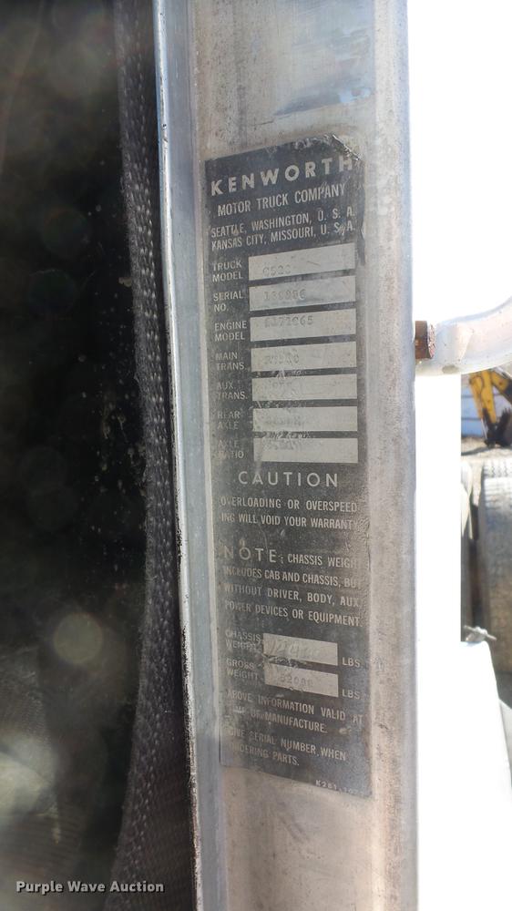 image for item DC0654 1973 Kenworth C523 truck chassis