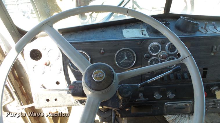 image for item DC0654 1973 Kenworth C523 truck chassis