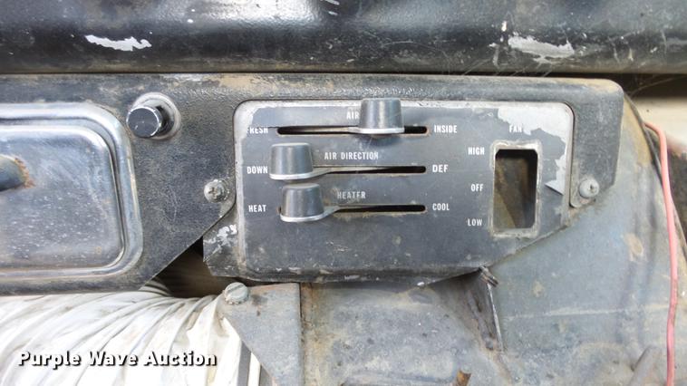 image for item DC0654 1973 Kenworth C523 truck chassis