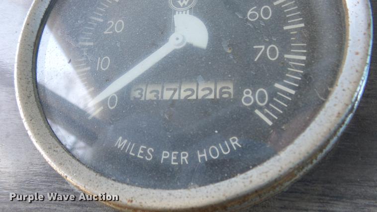 image for item DC0654 1973 Kenworth C523 truck chassis