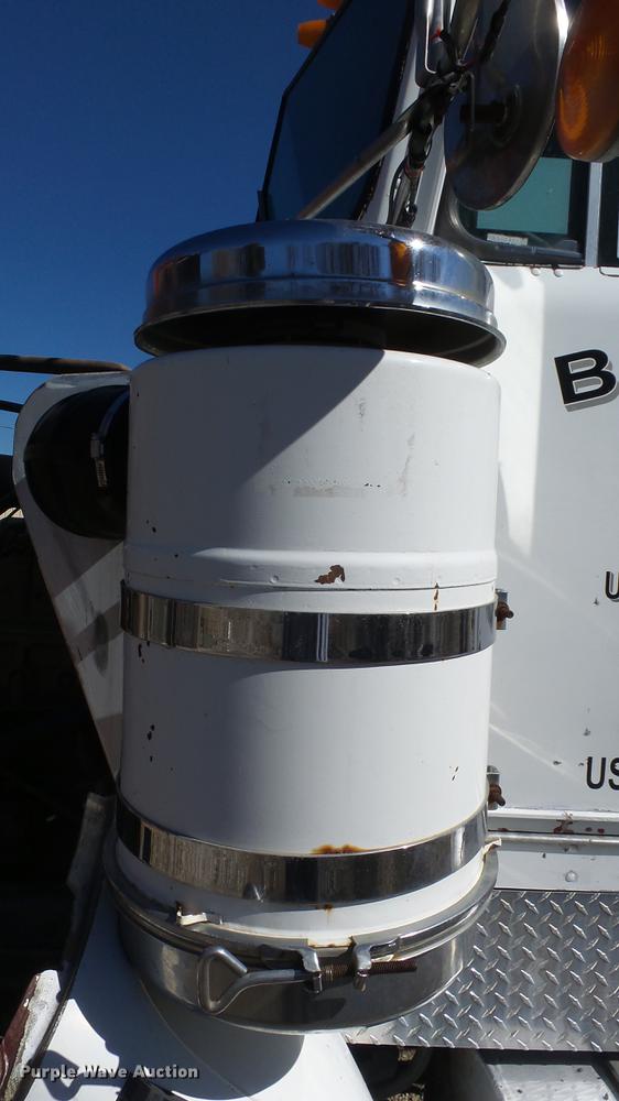 image for item DC0654 1973 Kenworth C523 truck chassis