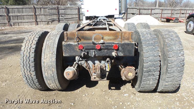 image for item DC0654 1973 Kenworth C523 truck chassis