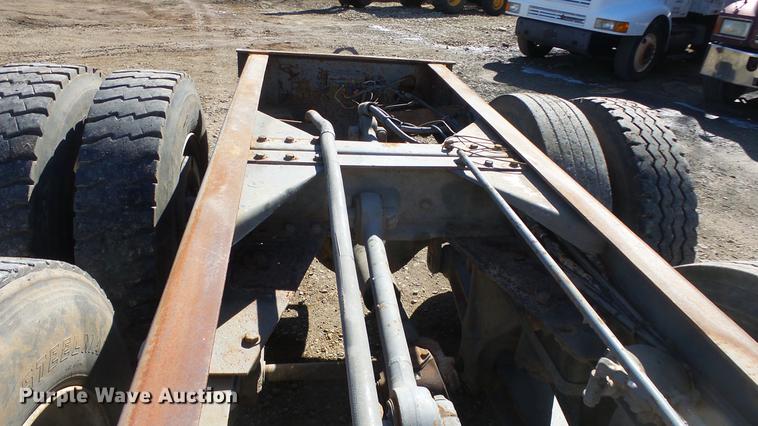 image for item DC0654 1973 Kenworth C523 truck chassis