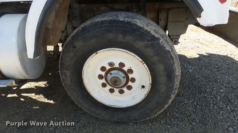 image for item DC0654 1973 Kenworth C523 truck chassis