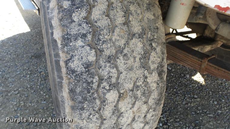 image for item DC0654 1973 Kenworth C523 truck chassis