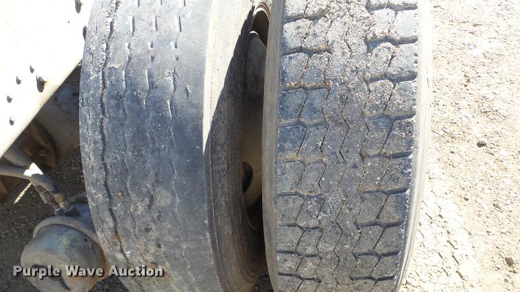 image for item DC0654 1973 Kenworth C523 truck chassis