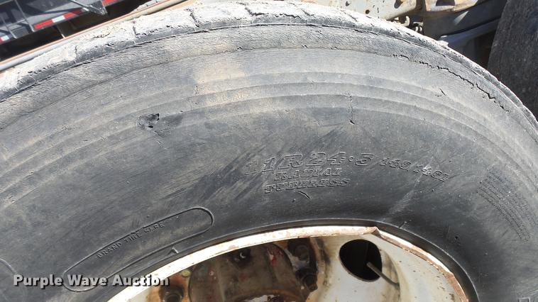 image for item DC0654 1973 Kenworth C523 truck chassis