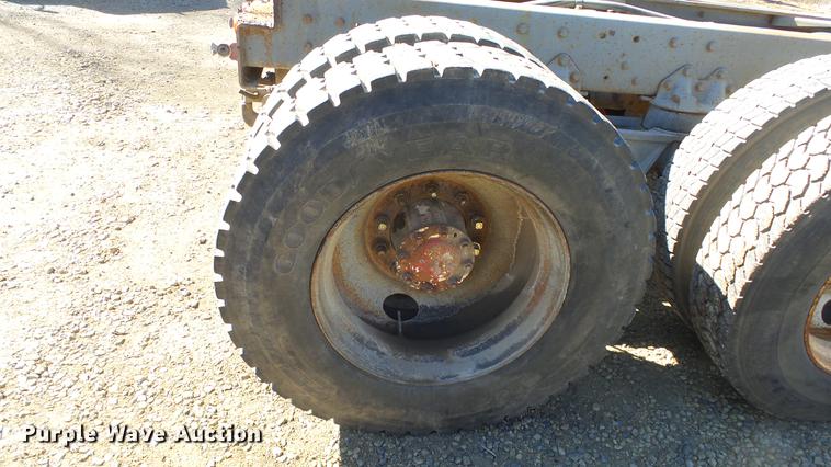 image for item DC0654 1973 Kenworth C523 truck chassis