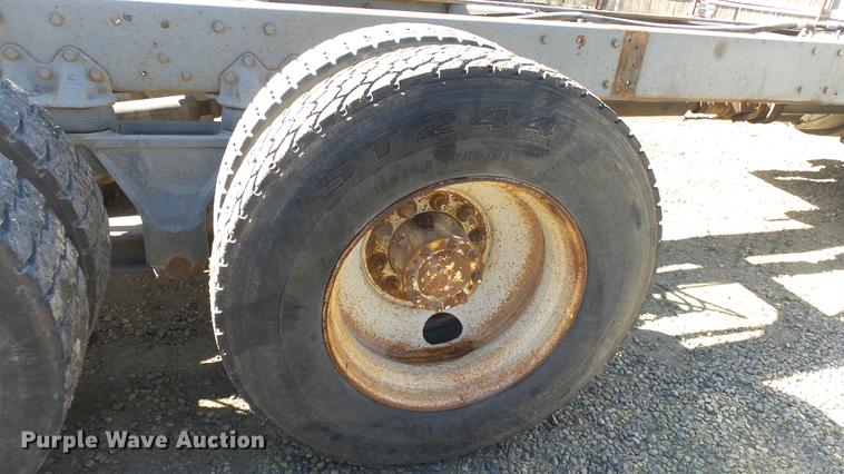 image for item DC0654 1973 Kenworth C523 truck chassis