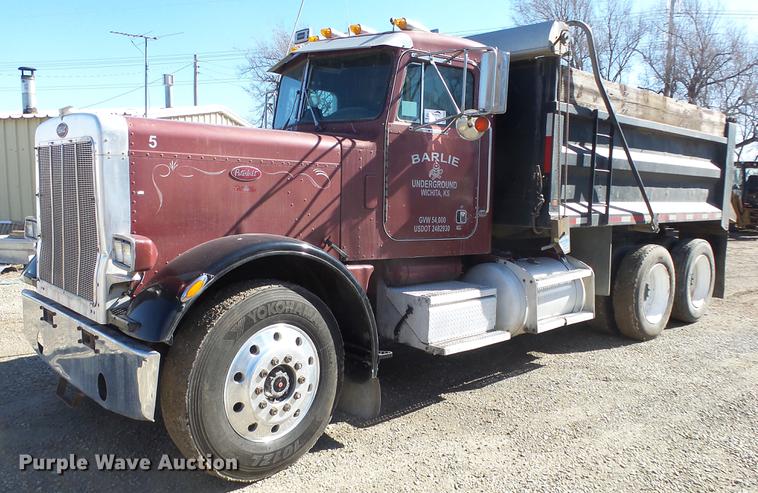 image for item DC0655 1985 Peterbilt 359 dump truck