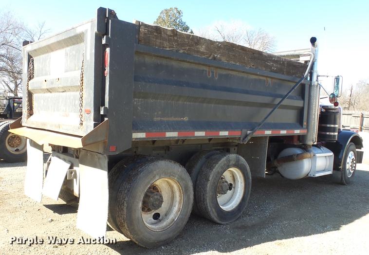 image for item DC0655 1985 Peterbilt 359 dump truck