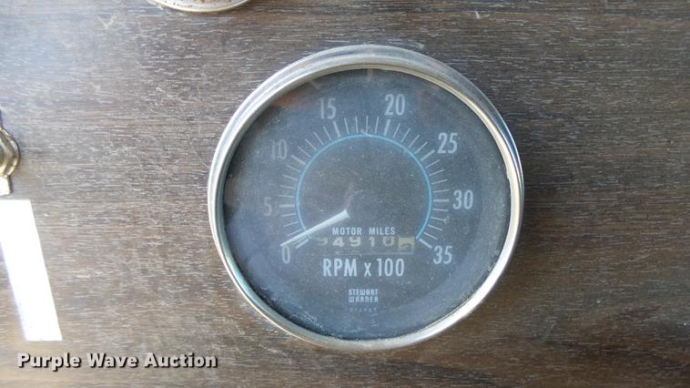 image for item DC0655 1985 Peterbilt 359 dump truck