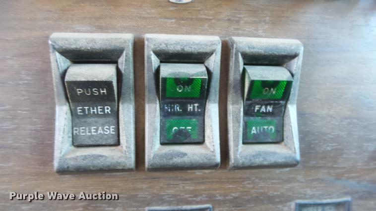 image for item DC0655 1985 Peterbilt 359 dump truck