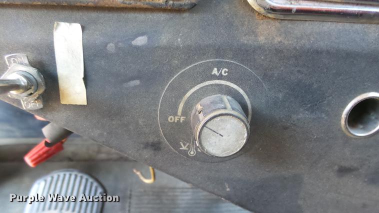 image for item DC0655 1985 Peterbilt 359 dump truck