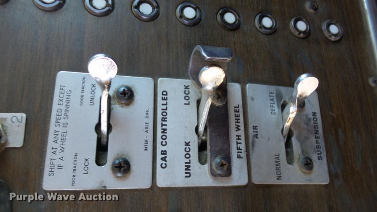 image for item DC0655 1985 Peterbilt 359 dump truck