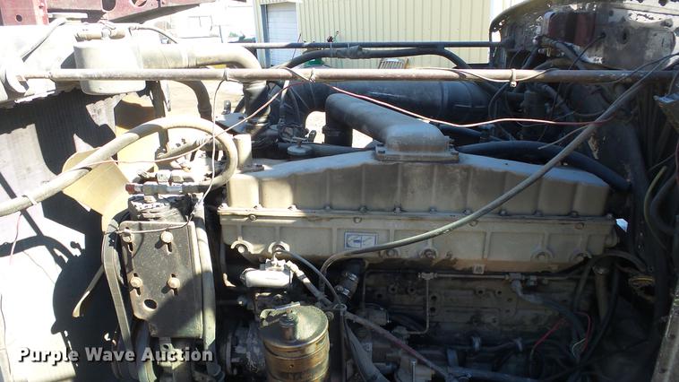 image for item DC0655 1985 Peterbilt 359 dump truck