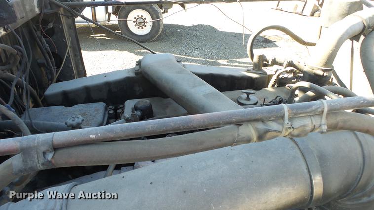 image for item DC0655 1985 Peterbilt 359 dump truck