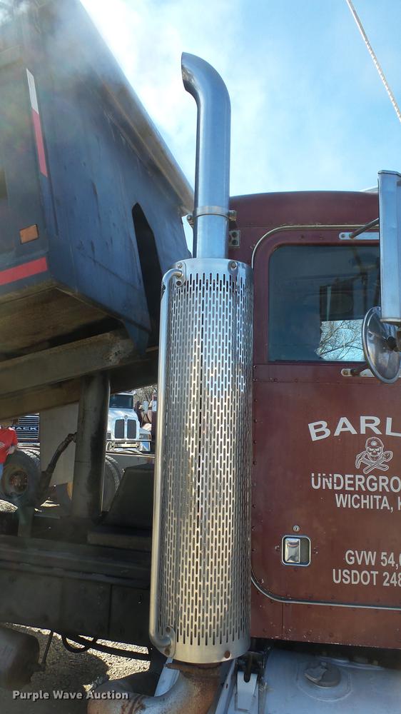 image for item DC0655 1985 Peterbilt 359 dump truck