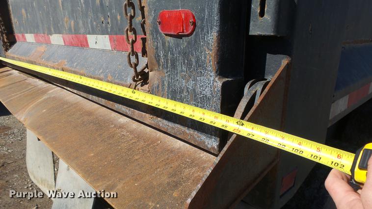 image for item DC0655 1985 Peterbilt 359 dump truck