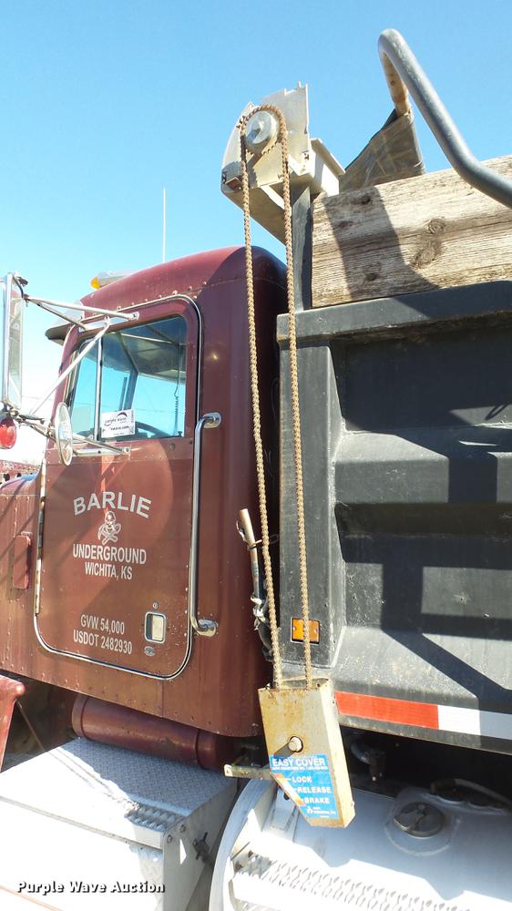 image for item DC0655 1985 Peterbilt 359 dump truck