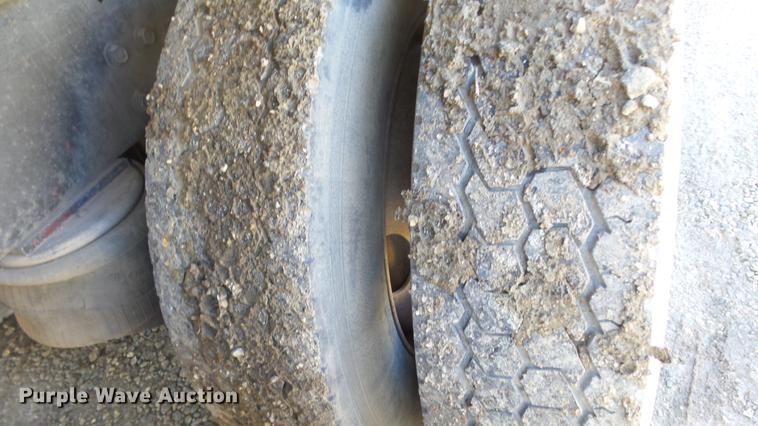 image for item DC0655 1985 Peterbilt 359 dump truck