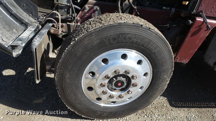 image for item DC0655 1985 Peterbilt 359 dump truck