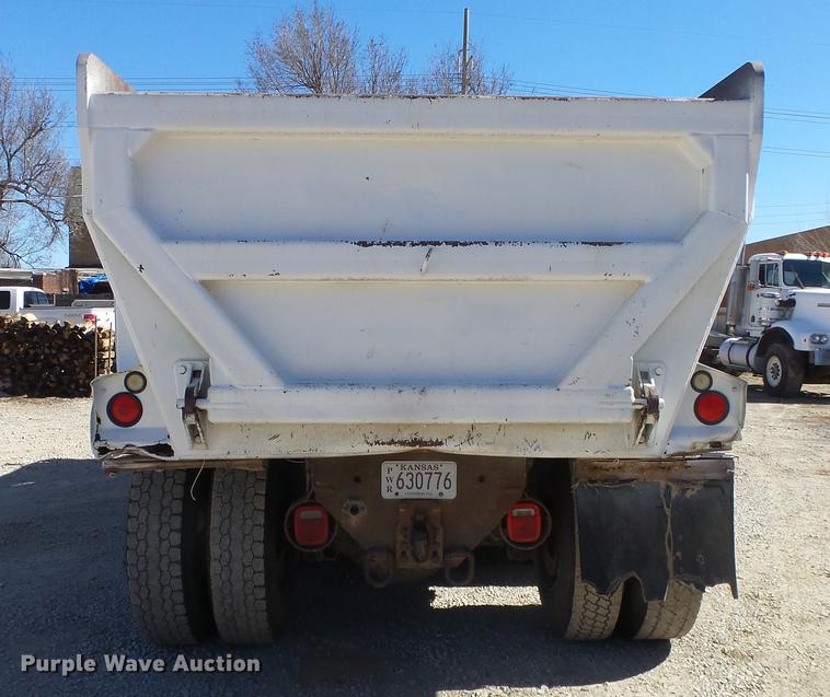 image for item DC0659 1996 Volvo WG dump truck