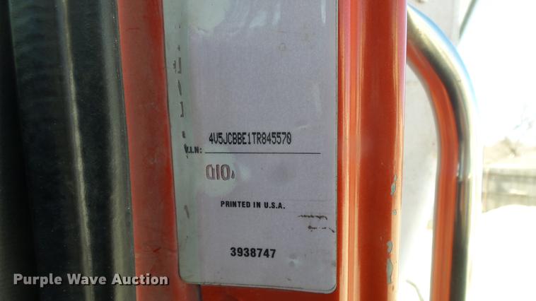 image for item DC0659 1996 Volvo WG dump truck