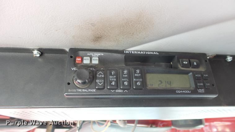 image for item DC0659 1996 Volvo WG dump truck