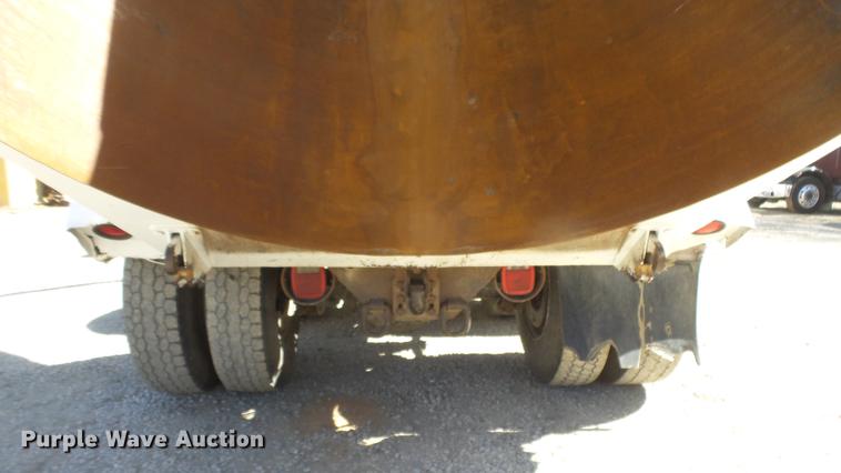 image for item DC0659 1996 Volvo WG dump truck