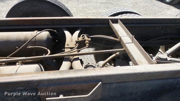 image for item DC0659 1996 Volvo WG dump truck