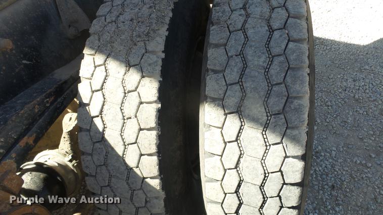 image for item DC0659 1996 Volvo WG dump truck