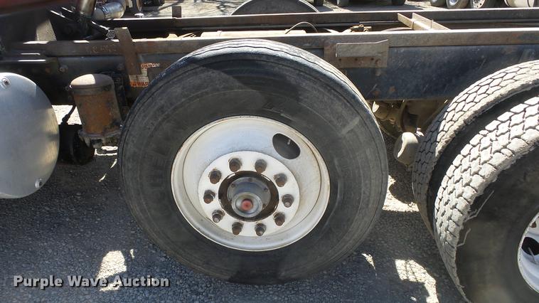 image for item DC0659 1996 Volvo WG dump truck