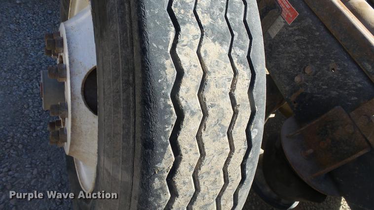 image for item DC0659 1996 Volvo WG dump truck