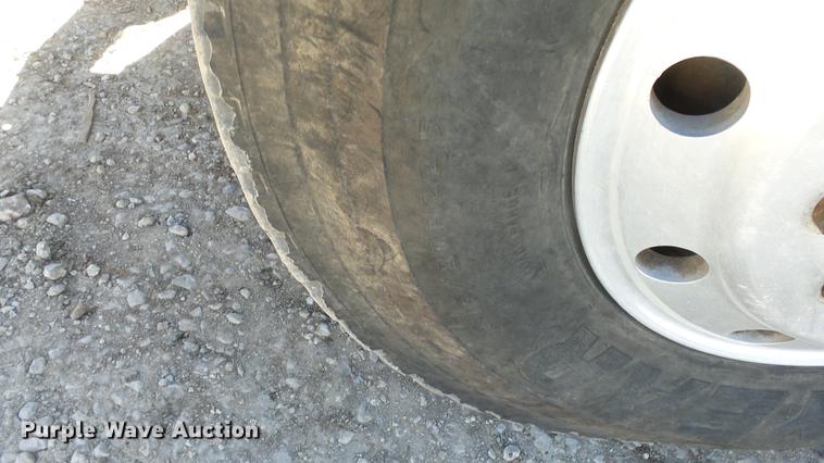 image for item DC0659 1996 Volvo WG dump truck