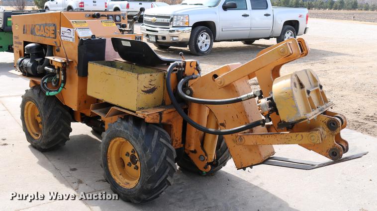 image for item DC3543 1989 Case Maxi-Sneaker B cable plow