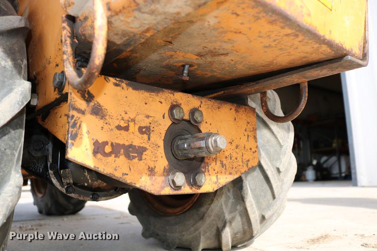 image for item DC3543 1989 Case Maxi-Sneaker B cable plow