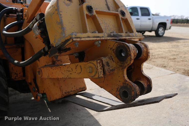 image for item DC3543 1989 Case Maxi-Sneaker B cable plow