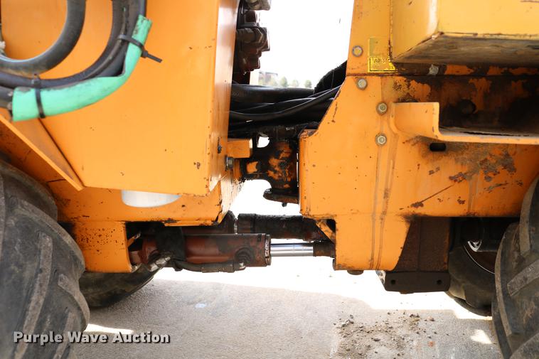 image for item DC3543 1989 Case Maxi-Sneaker B cable plow